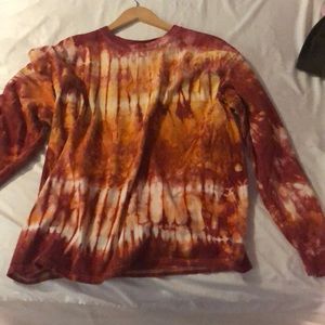 Red tie dye